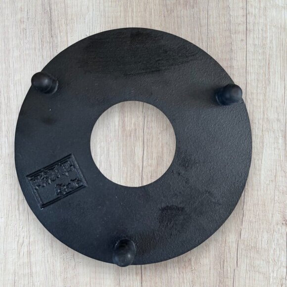 Vintage Japanese Tetsubin NAMBU TEKKI 2.5 CUP - 20oz Cast Iron Tea Pot Trivet - Picture 13 of 14